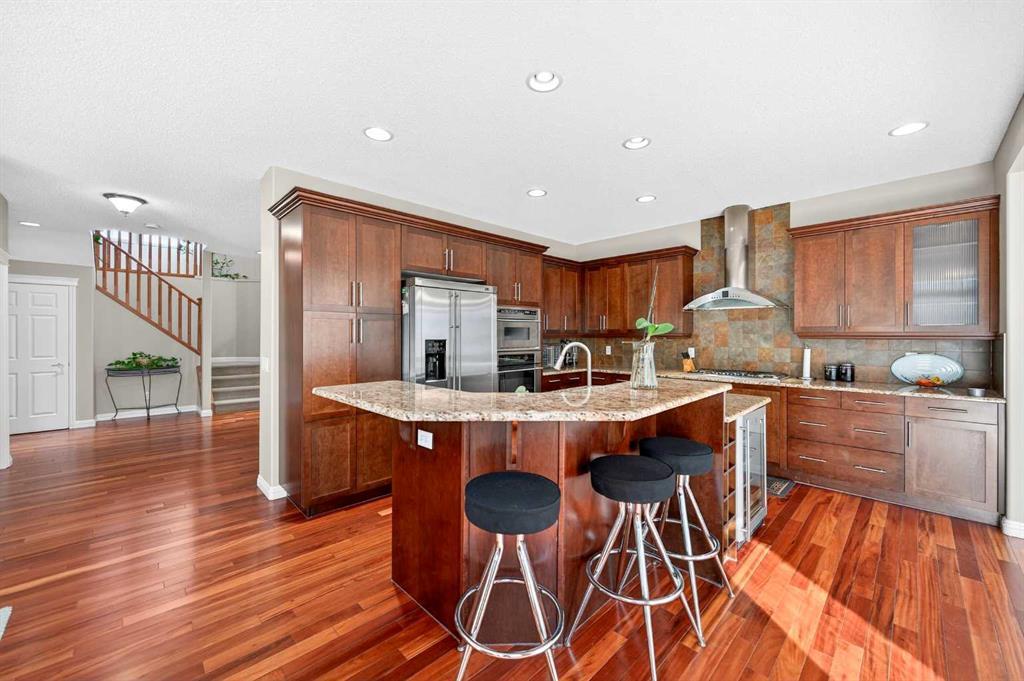 21 Panamount Street Northwest, Calgary – Residential Detached Listing Photo 2