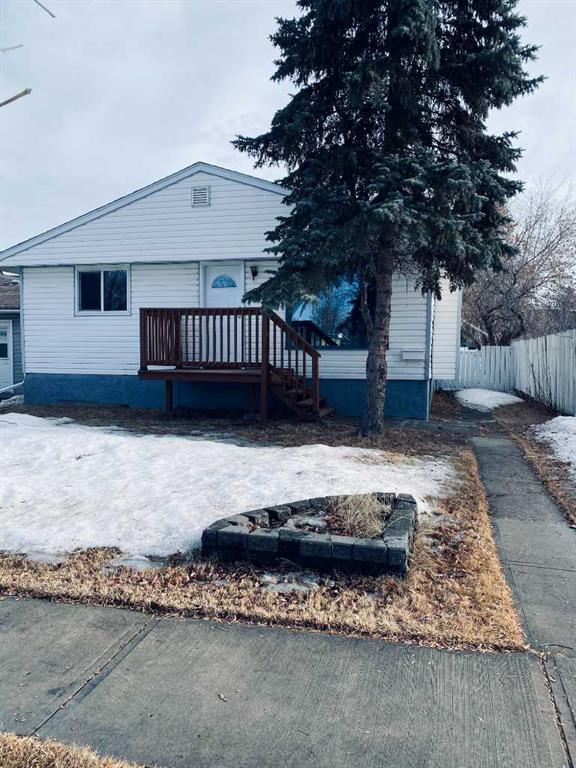 5319 53 Street, Camrose