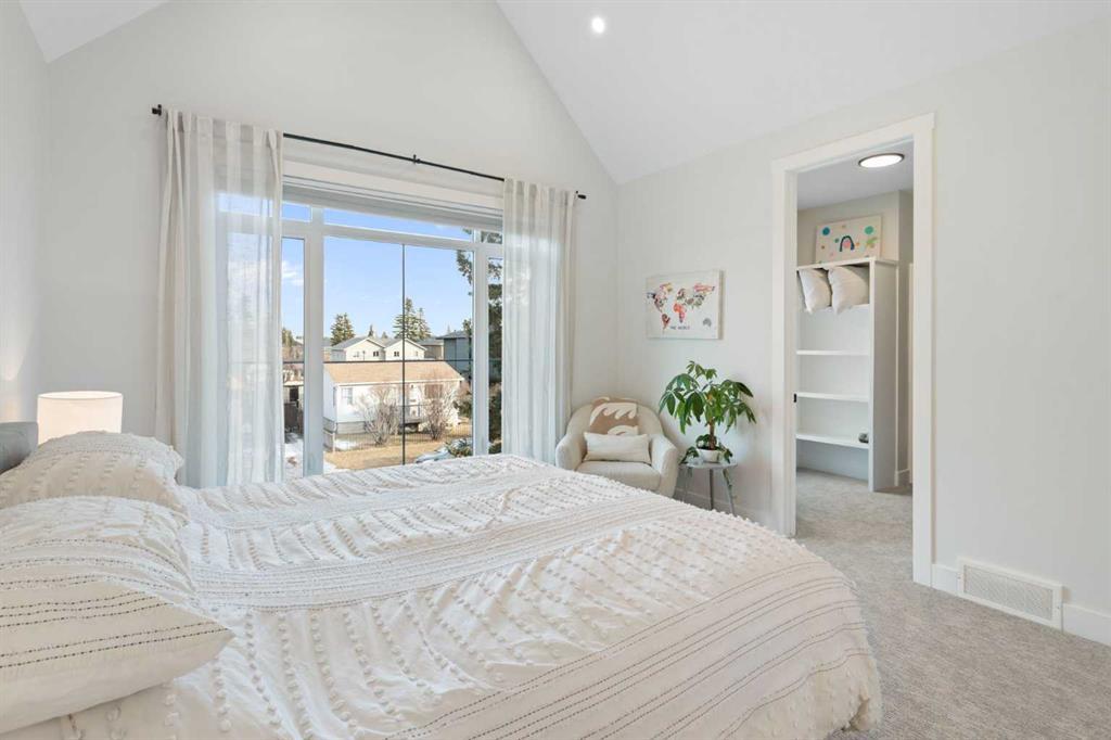 4633 82 Street Northwest, Calgary – Residential Semi Detached Listing Photo 16