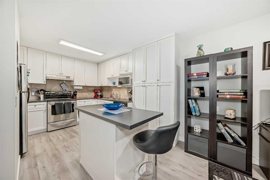 33, 3800 Fonda Way Se, Calgary