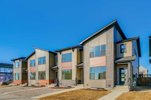 302 Belvedere Avenue Se, Calgary