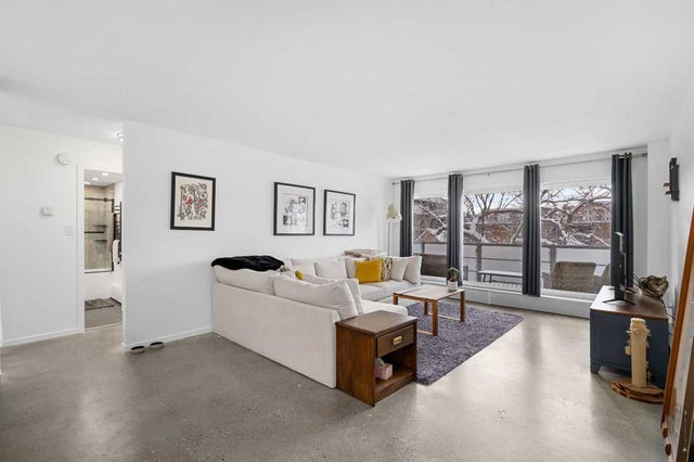 Calgary Property for Sale: MLS®# A2284547