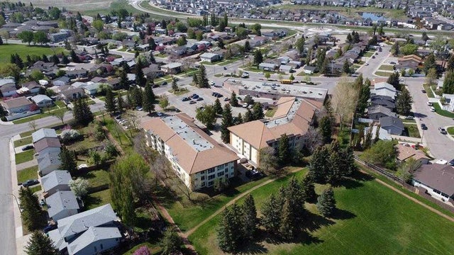 35, 75 Temple Boulevard W, Lethbridge