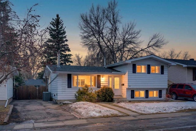 Photo for MLS®# A2284822 - home for sale at 127 Lynnview Way Southeast, Ogden, Calgary Alberta