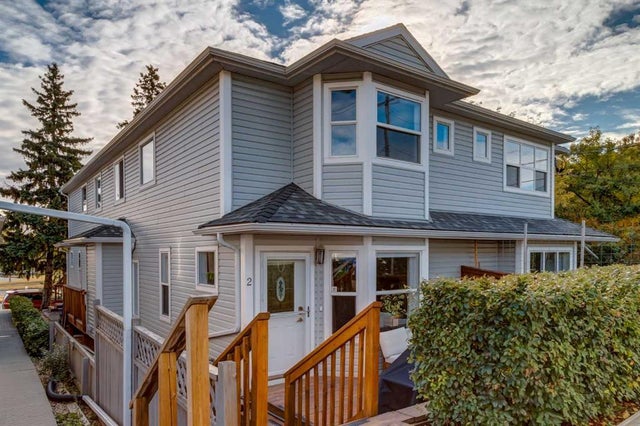 2, 2013 24 Street Sw, Calgary