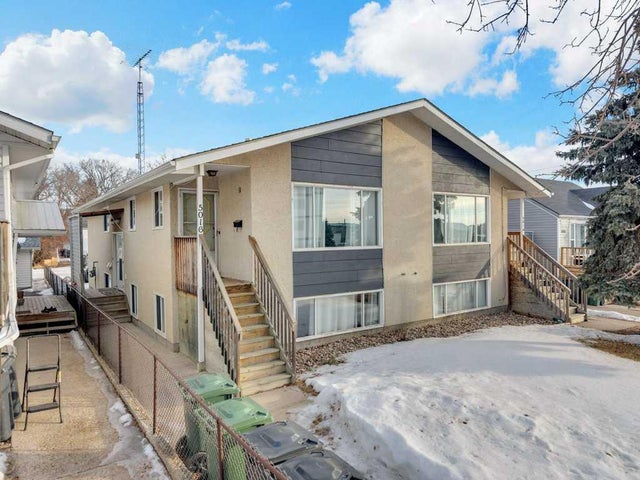 5014, 5016 52 Avenue, Ponoka