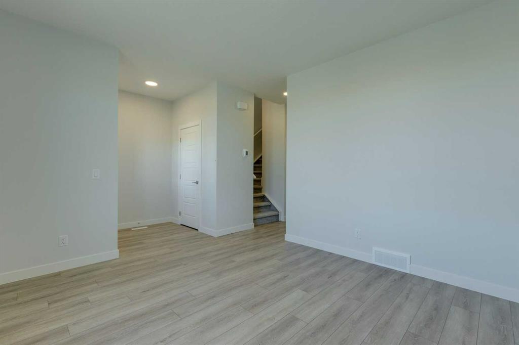 92 Amblefield View Nw Calgary Alberta T3P 2L6 Ambleton Home For Sale