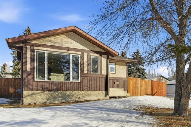 101 Erickson Drive, Red Deer
