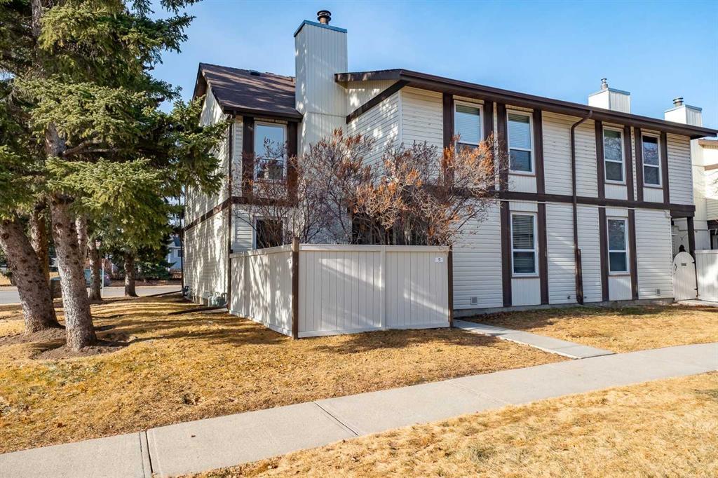 5, 3200 60 Street, Calgary