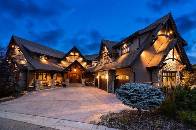 Calgary Home for Sale: Residential Listing in Springbank Hill