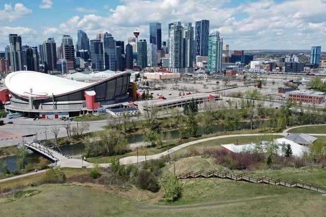 Ramsay Real Estate Listing, Calgary, Alberta T2G4K1