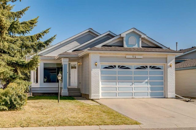 Photo for MLS®# A2285949 - home for sale at 44 Citadel Manor Northwest, Citadel, Calgary Alberta