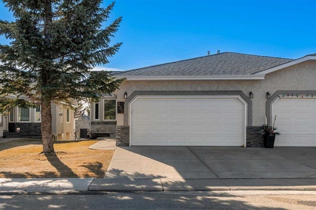 Photo for MLS®# A2286436 - home for sale at 222 Arbour Cliff Close Northwest, Arbour Lake, Calgary Alberta