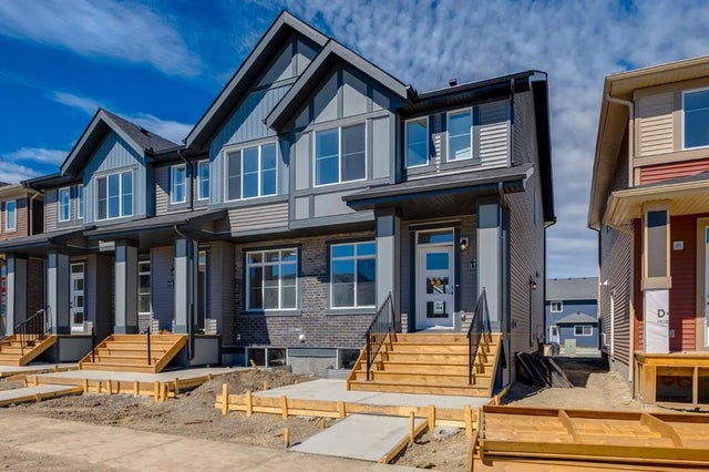 Calgary Real Estate Listing: 263 Sora Boulevard Southeast, Hotchkiss
