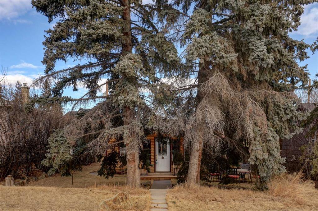 6424 32 Avenue Nw, Calgary