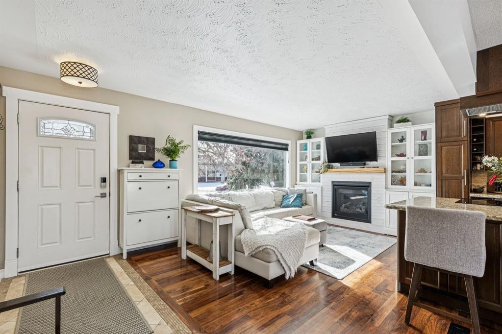 56 Haddock Road Sw Calgary Alberta T2V 3J8 Haysboro Details