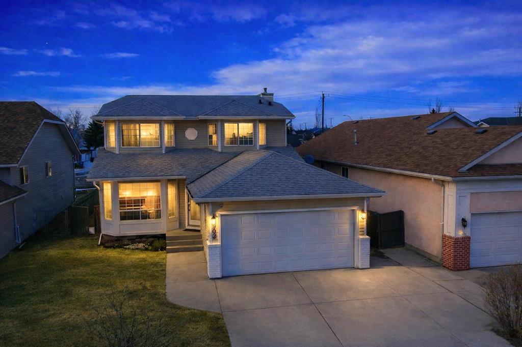 902 Applewood Drive Se, Calgary