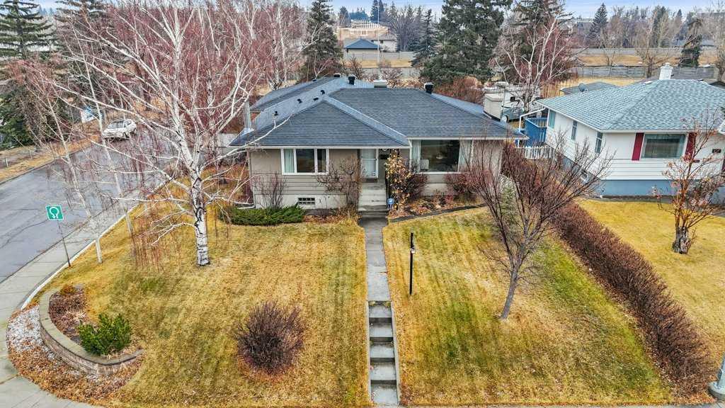 3204 24a Street Sw Calgary Alberta T3C 1W7 Richmond Details