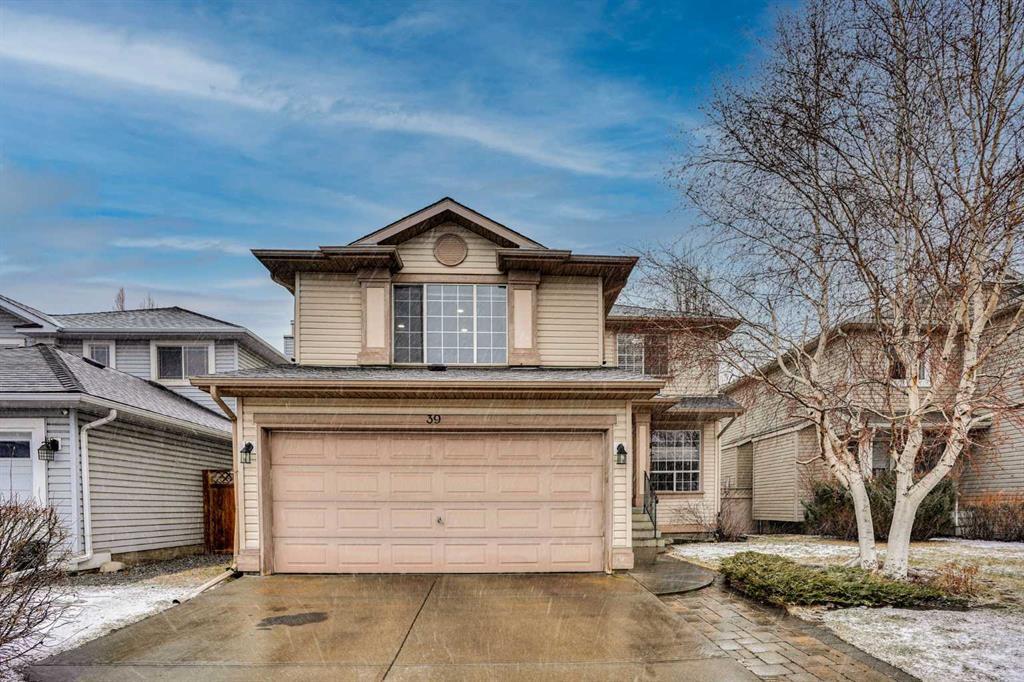 39 Douglasview Road Se, Calgary