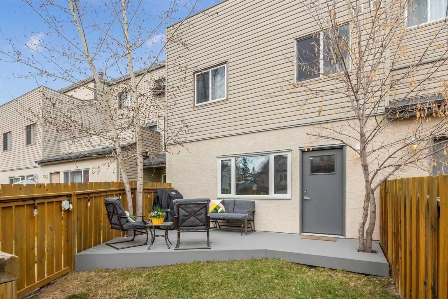 Xxx, Xxxx Xx Street Nw Calgary Alberta T2N 4M1 St Andrews Heights Details