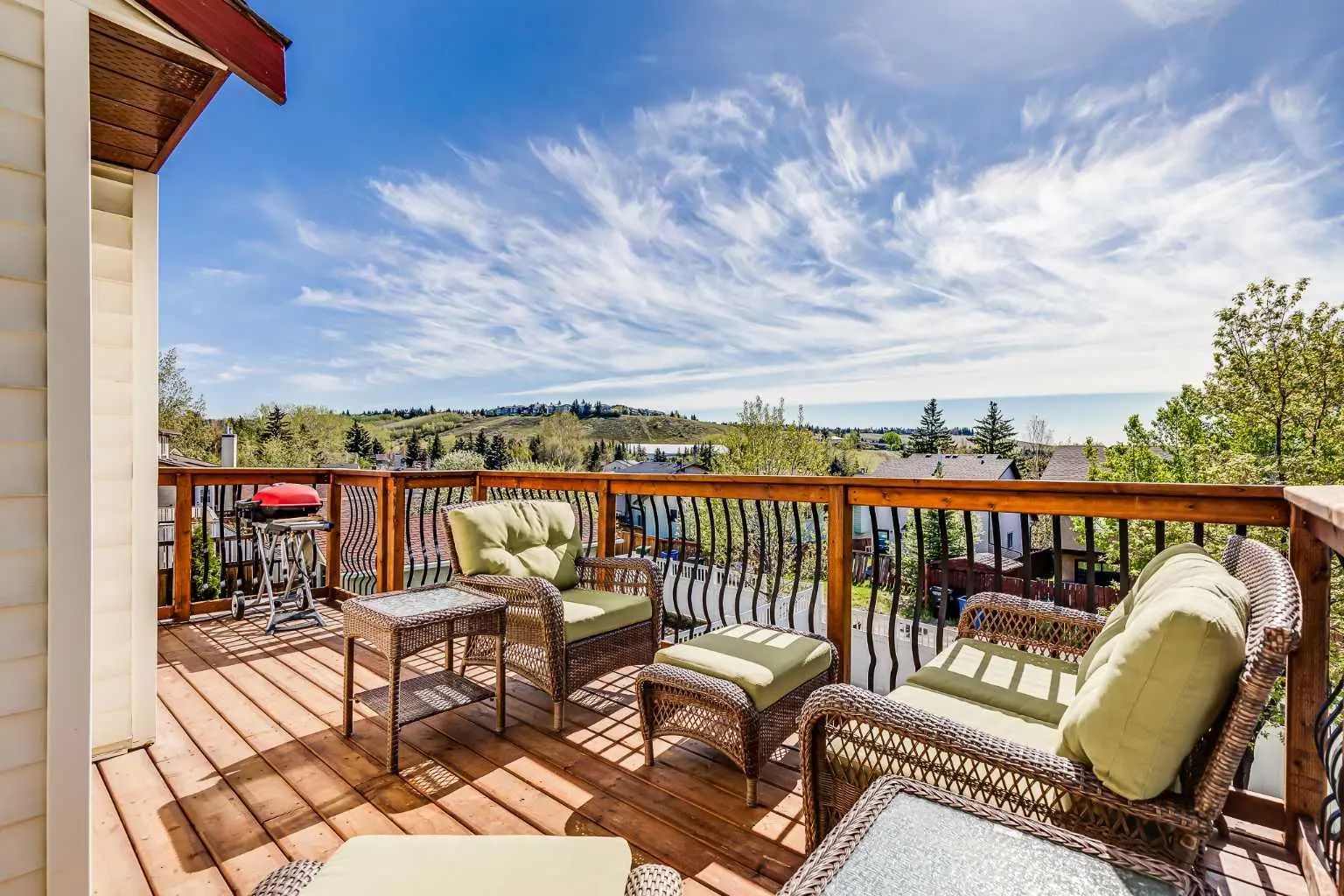 Xx Edgehill Drive Nw Calgary Alberta T3A 2S1 Edgemont Details
