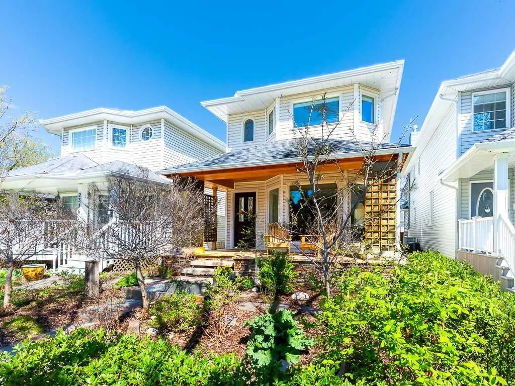 Xxxx X Avenue Nw Calgary Alberta T2N0N9 West Hillhurst Details