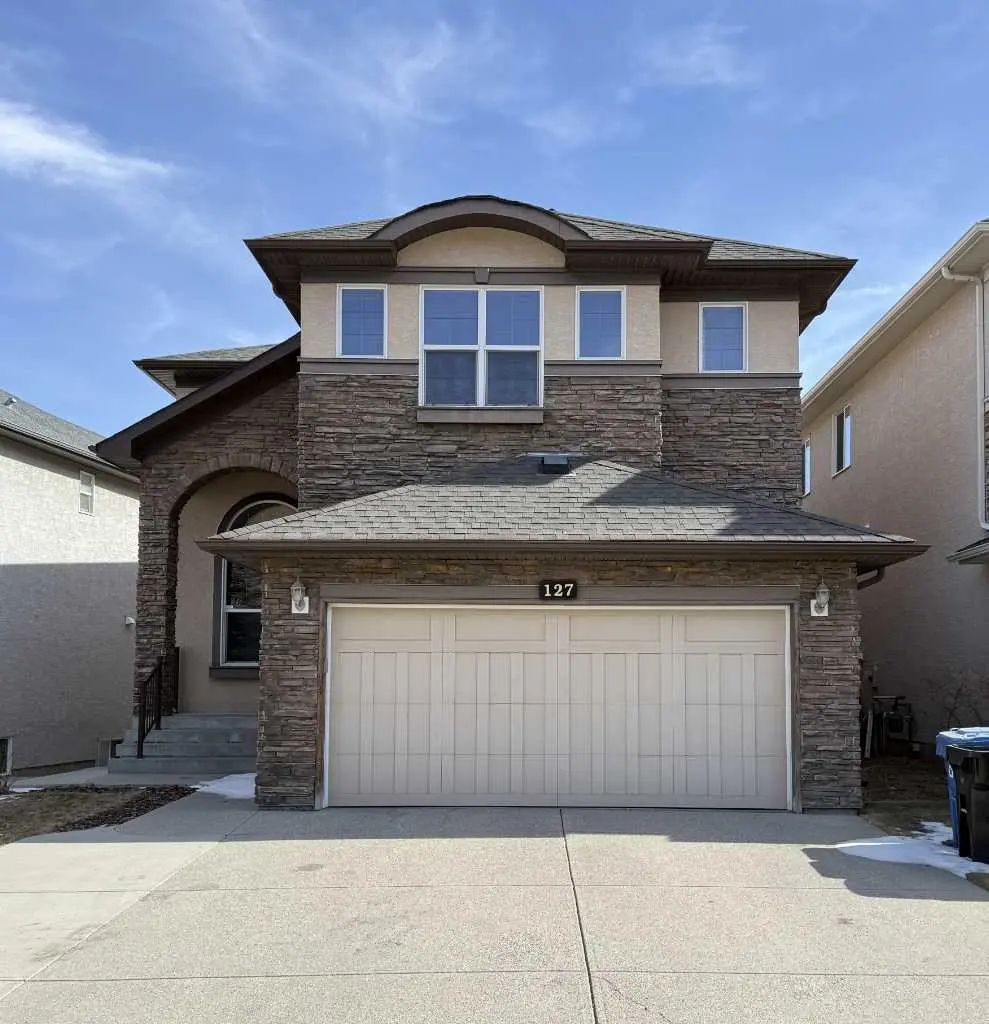 Xxx Sherwood Hill Nw Calgary Alberta T3R 1P8 Sherwood Details