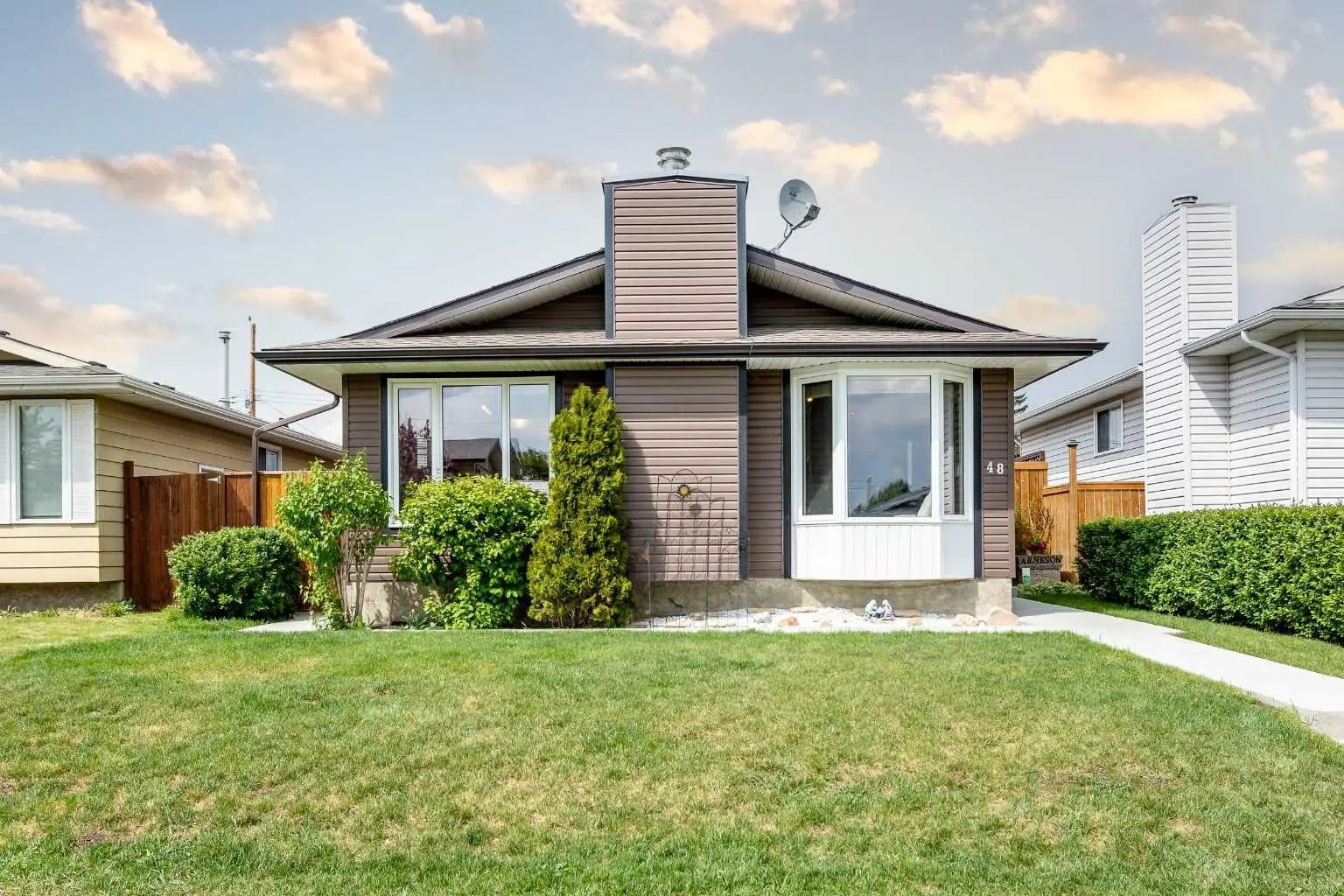Xx Dover Ridge Court Se Calgary Alberta T2B2M8 Dover Details