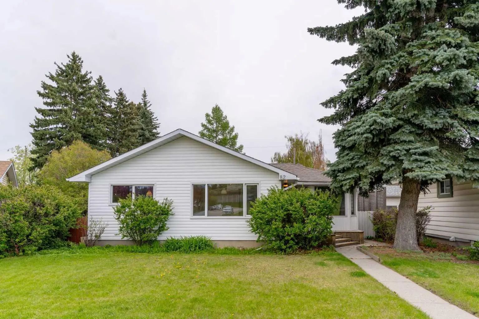 Xx Winston Drive Sw Calgary Alberta T3C 2P9 Westgate Details