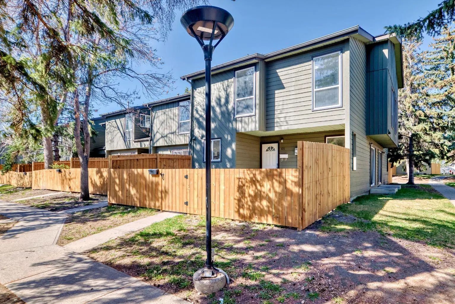 Xx, Xxx Grier Avenue Ne Calgary Alberta T2K 5X6 Greenview Details