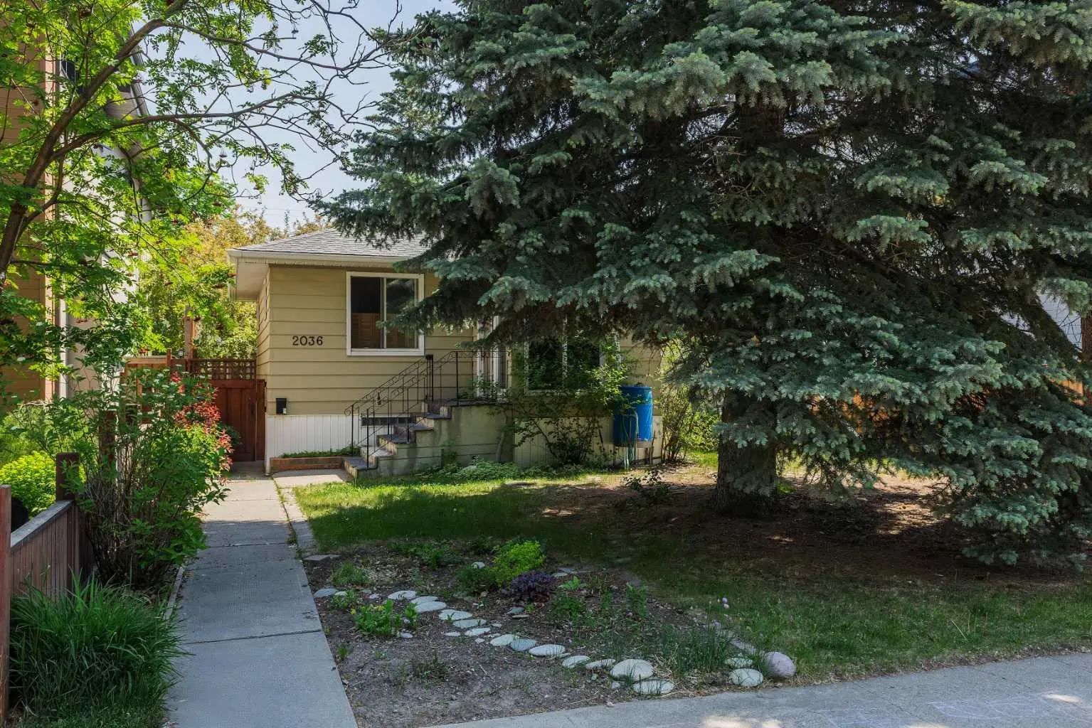 Xxxx Xxa Street Sw Calgary Alberta T3E 1Y7 Richmond Details