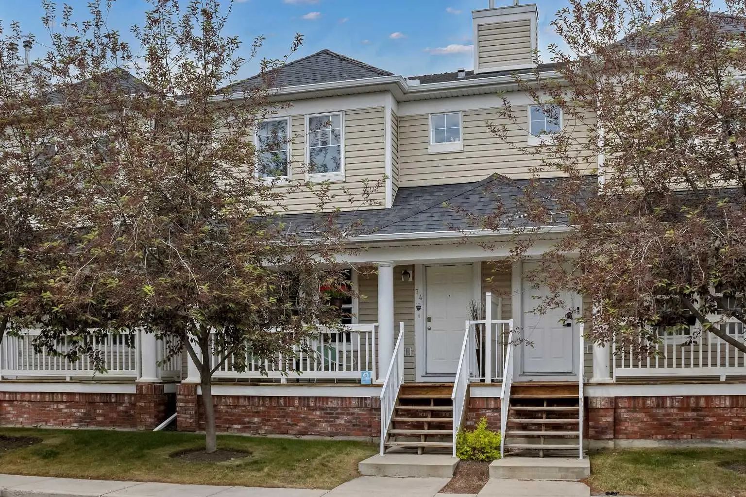 Xx Country Village Gate Ne Calgary Alberta T3K 0L5 Country Hills Village Details
