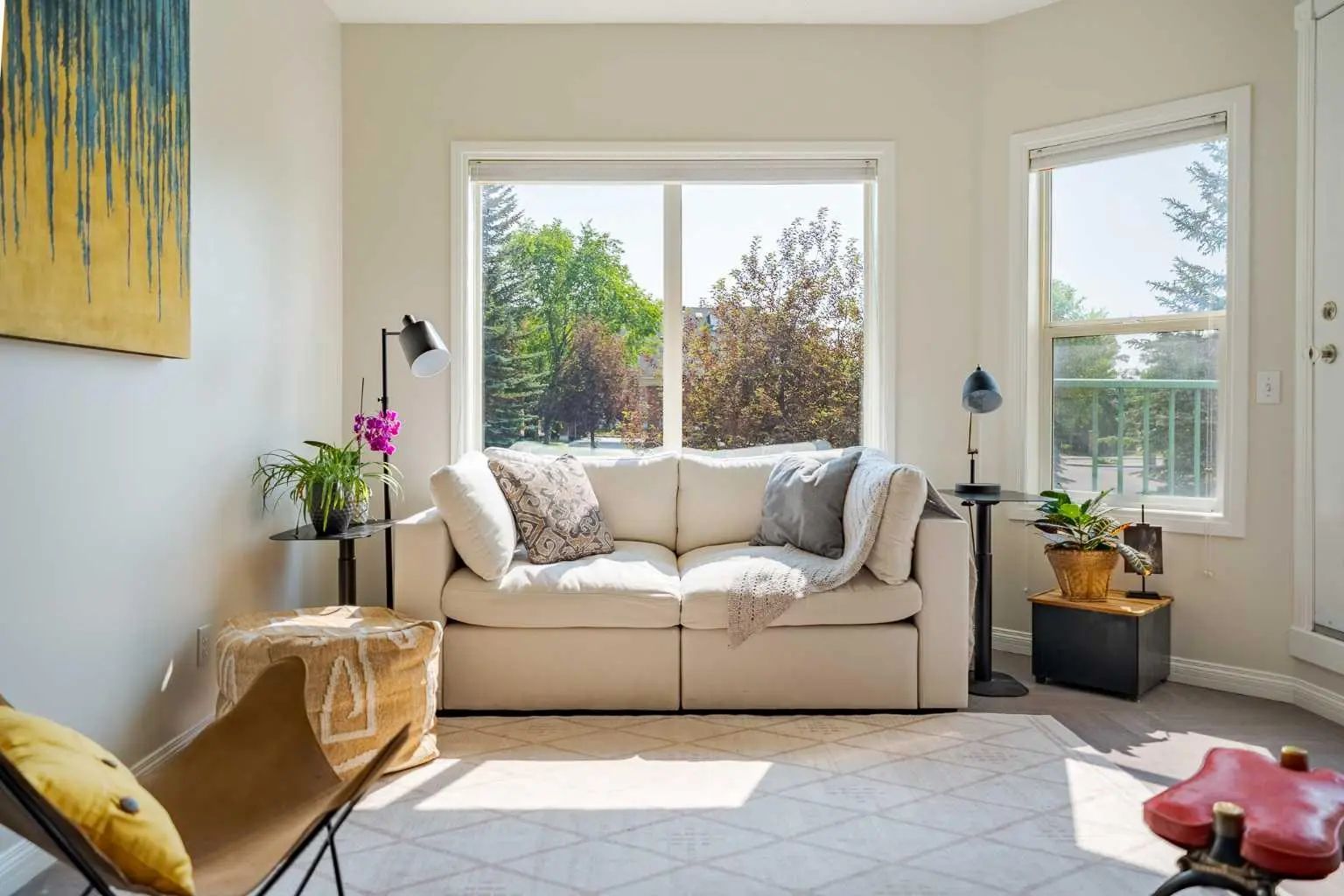 Xxx, Xxxx Xx Avenue Ne Calgary Alberta T2E8V4 Mayland Heights Details