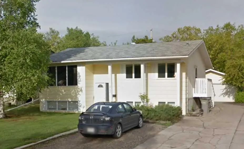 Xxxx Xx Street  Grande Prairie Alberta T8V 3C9 Highland Park Details