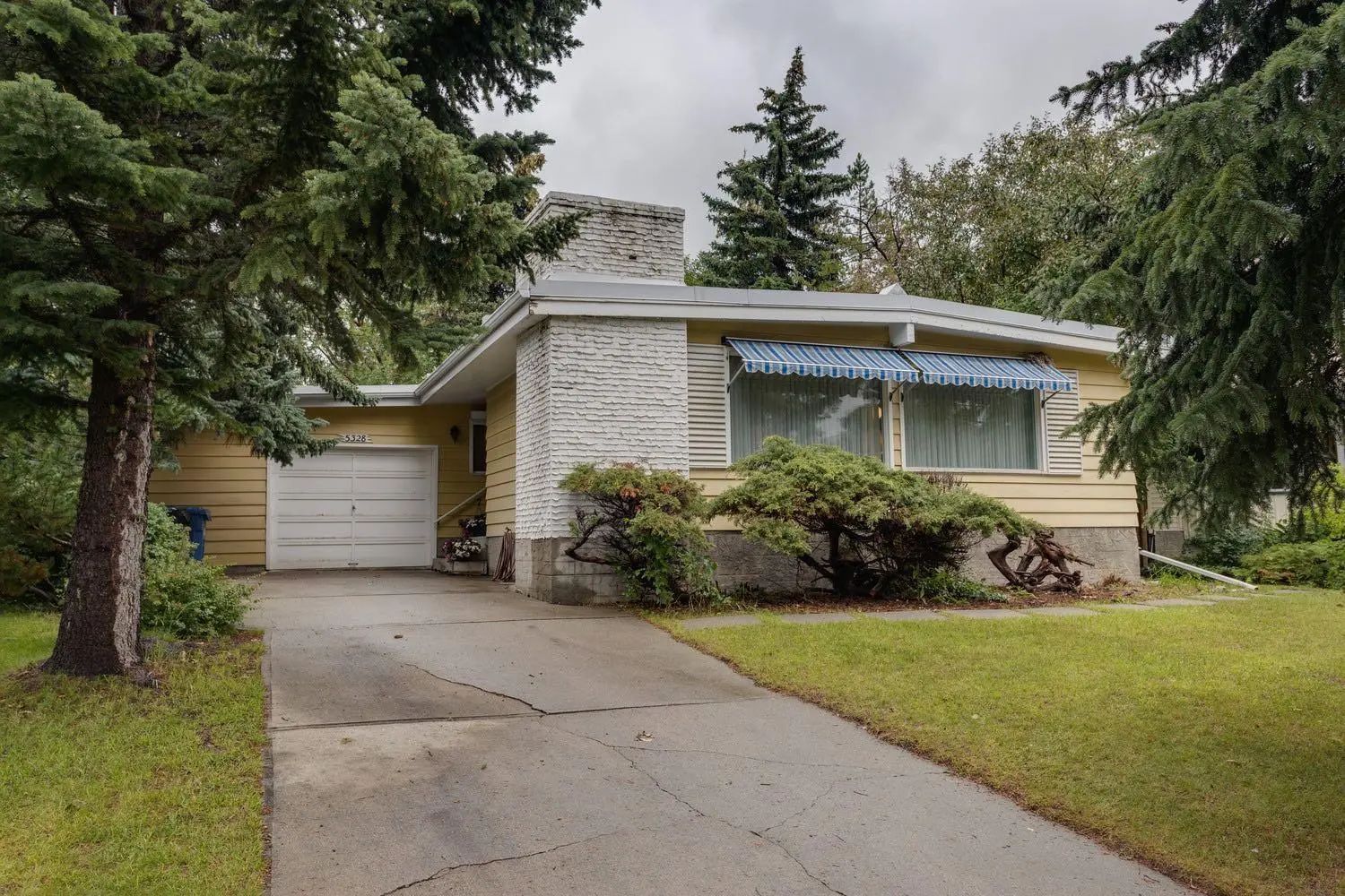 Xxxx Bannerman Drive Nw Calgary Alberta T2L 1W2 Brentwood Details