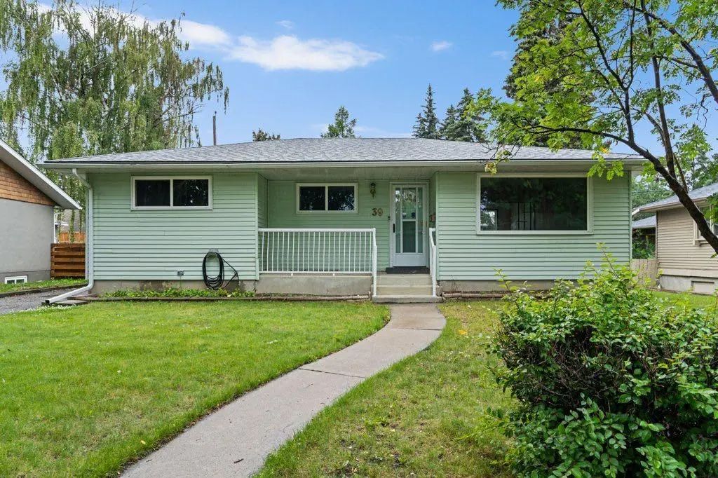 Xx Westwood Drive Sw Calgary Alberta T3C 2V8 Westgate Details