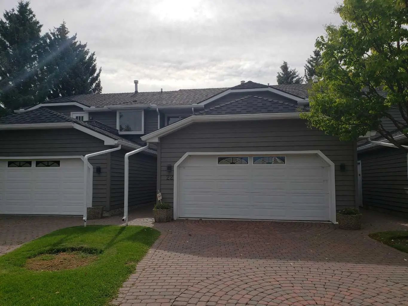 Xx Wood Crescent Sw Calgary Alberta T2W 4B6 Woodlands Details