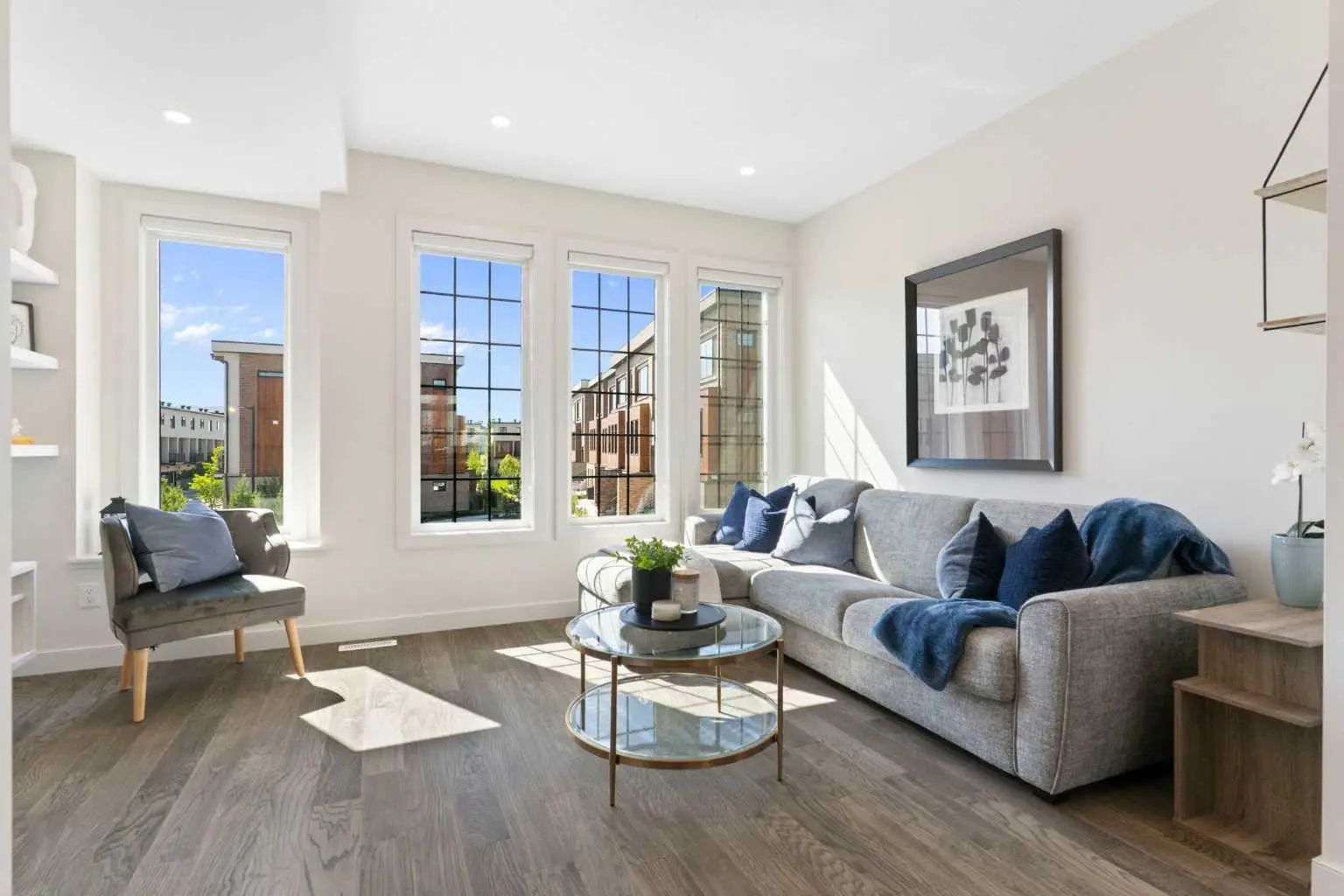 Xxx, Xx Greenbriar Place Nw Calgary Alberta T3B6J1 Greenwood/Greenbriar Details