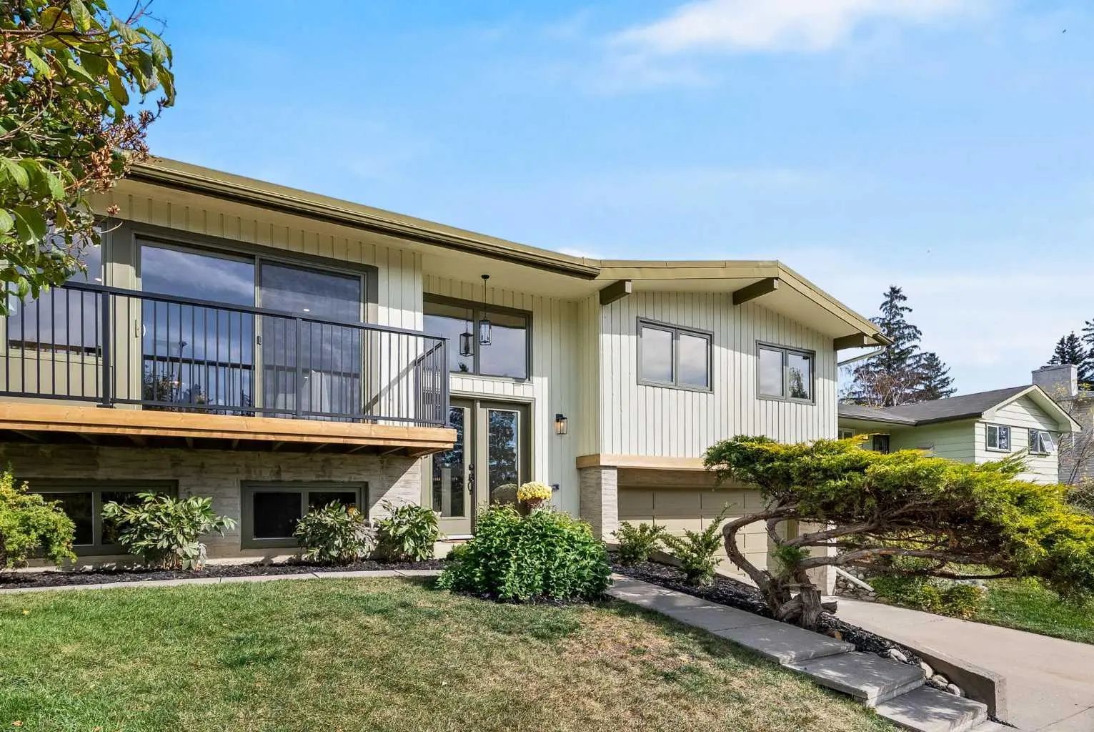 Xxx Dalmeny Hill Nw Calgary Alberta T3A 1T6 Dalhousie Details