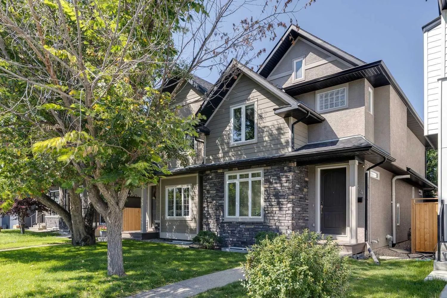 Xxx Xx Avenue Nw Calgary Alberta T2M 1S2 Tuxedo Park Details