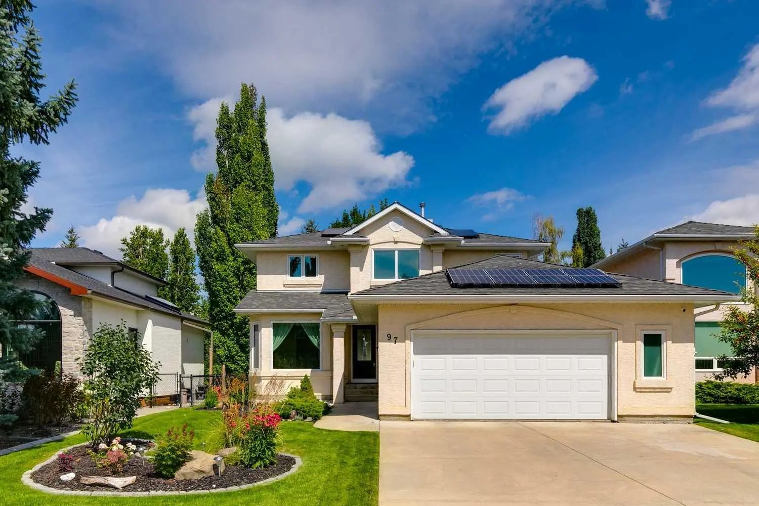 Xx Mt Cascade Close Se Calgary Alberta T2Z 2K5 McKenzie Lake Details