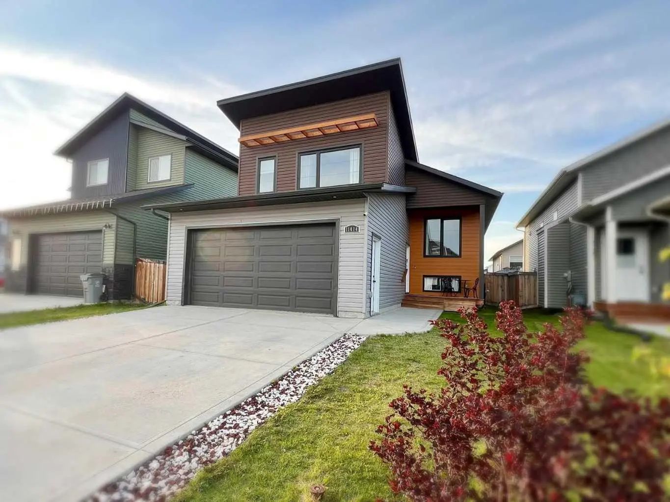 Xxxxx Xxxa Avenue  Grande Prairie Alberta T8V6L7 Westgate Details