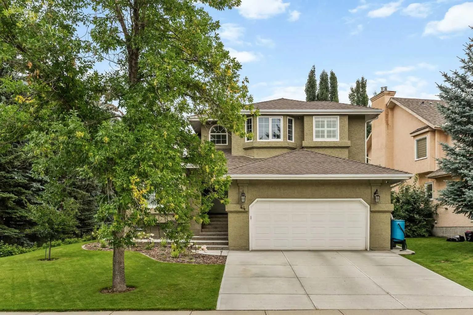 Xx Mountain Park Circle Se Calgary Alberta T2Z 1N7 McKenzie Lake Details