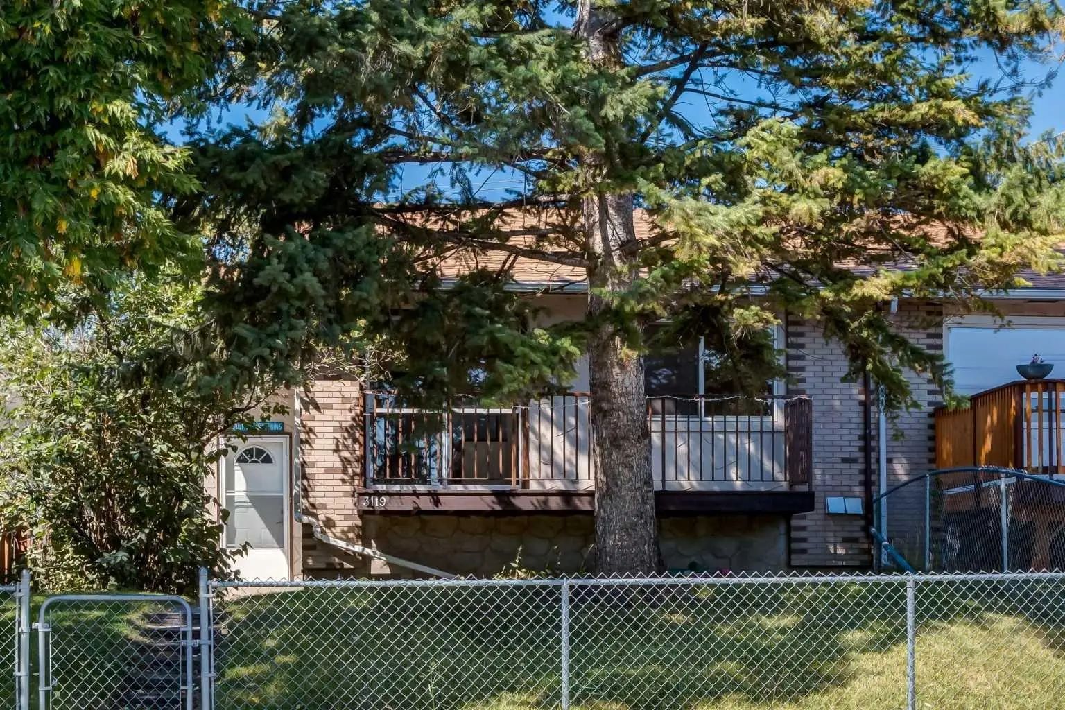 Xxxx Doverville Crescent Se Calgary Alberta T2B 1V1 Dover Details