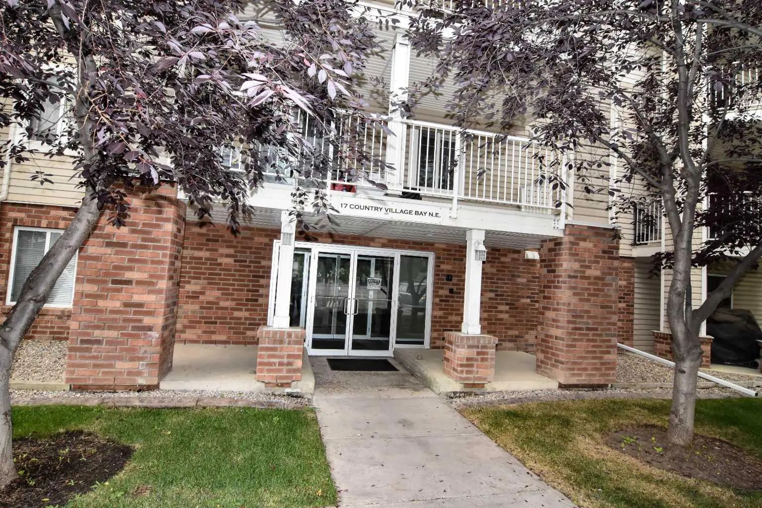 Xxxx, Xx Country Village Bay Ne Calgary Alberta T3K 5Z3 Country Hills Village Details