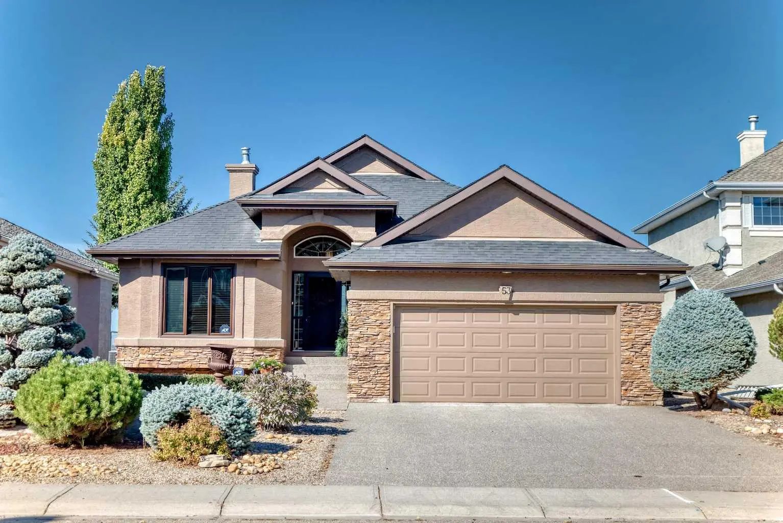 Xx Mt Alberta View Se Calgary Alberta T2Z3G7 McKenzie Lake Details