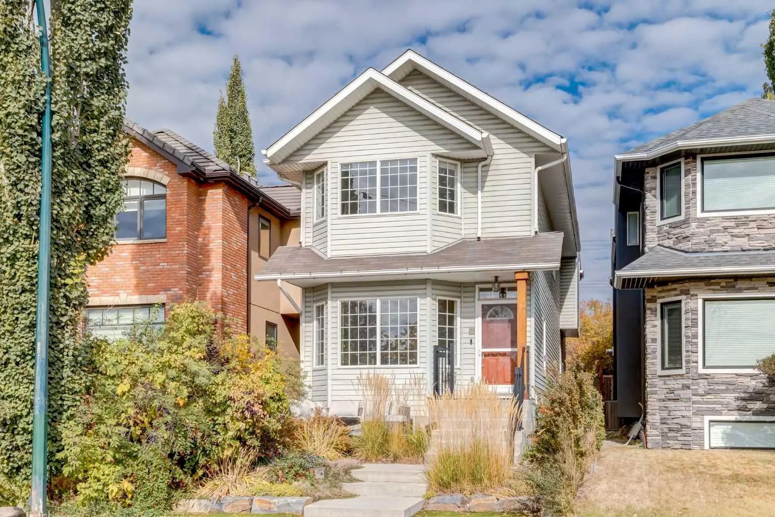 Xxxx Broadview Road Nw Calgary Alberta T2N3H8 West Hillhurst Details