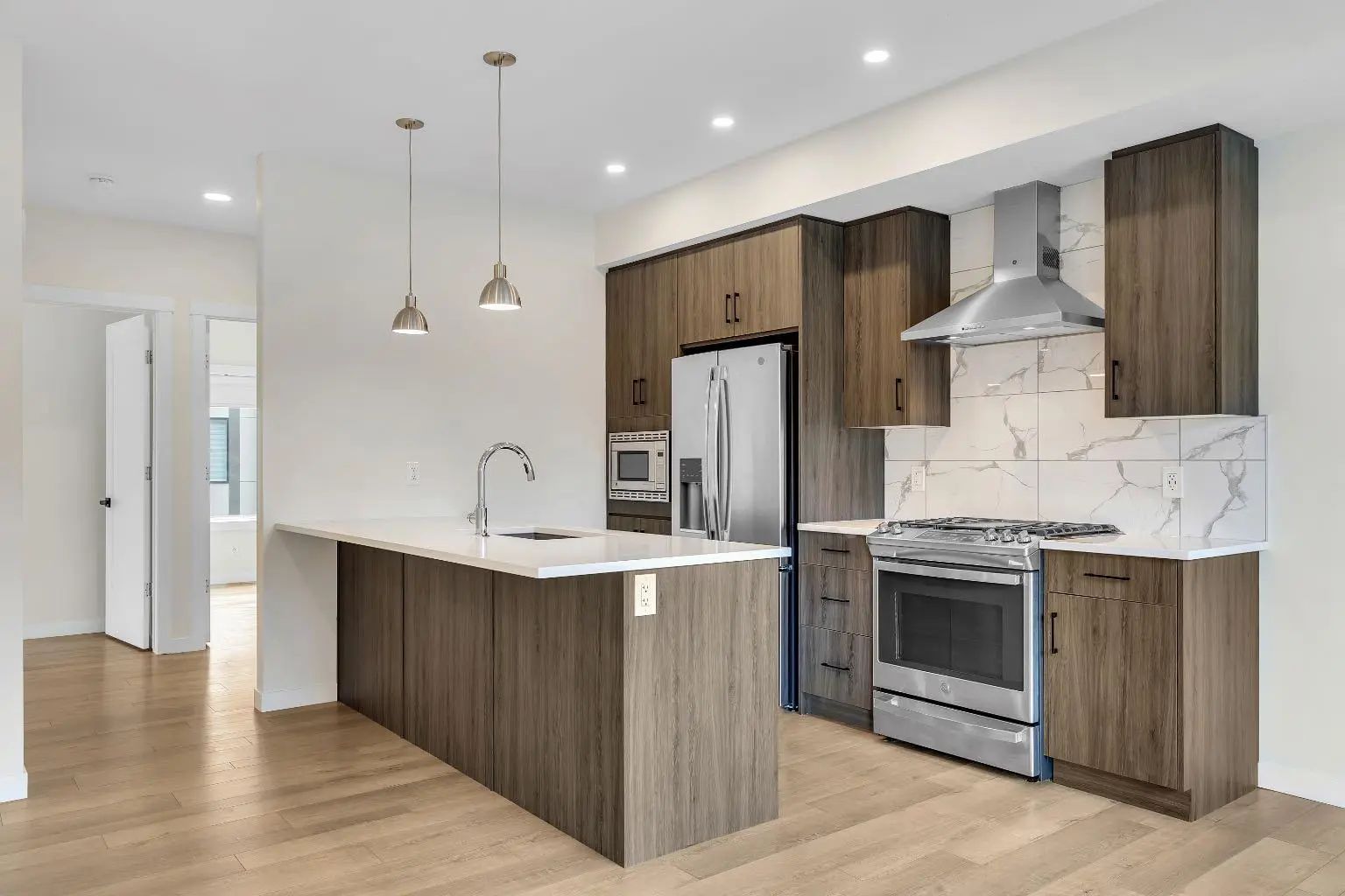 Xxx Greenbriar Common Nw Calgary Alberta T3B 6J3 Greenwood/Greenbriar Details