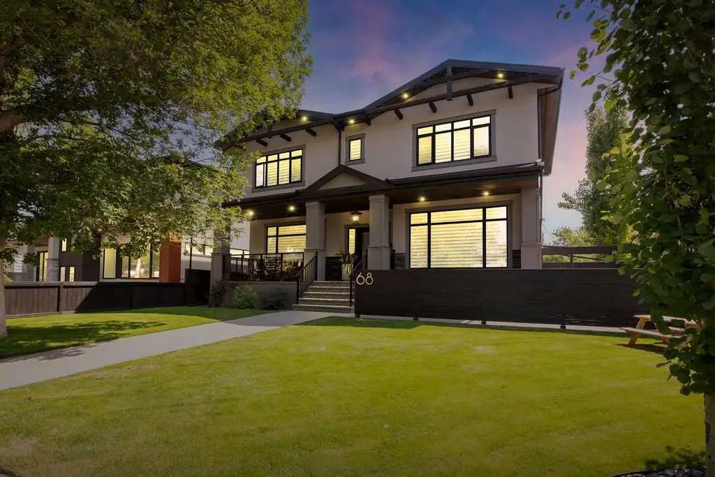 Xx White Oak Crescent Sw Calgary Alberta T3C3J8 Wildwood Details