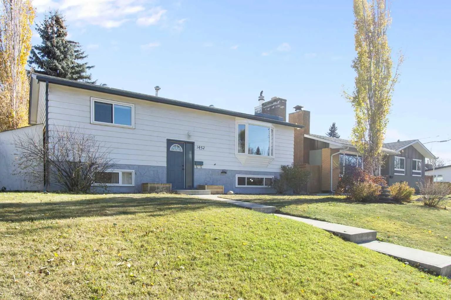 Xxxx Lake Sylvan Drive Se Calgary Alberta T2J 3C8 Bonavista Downs Details